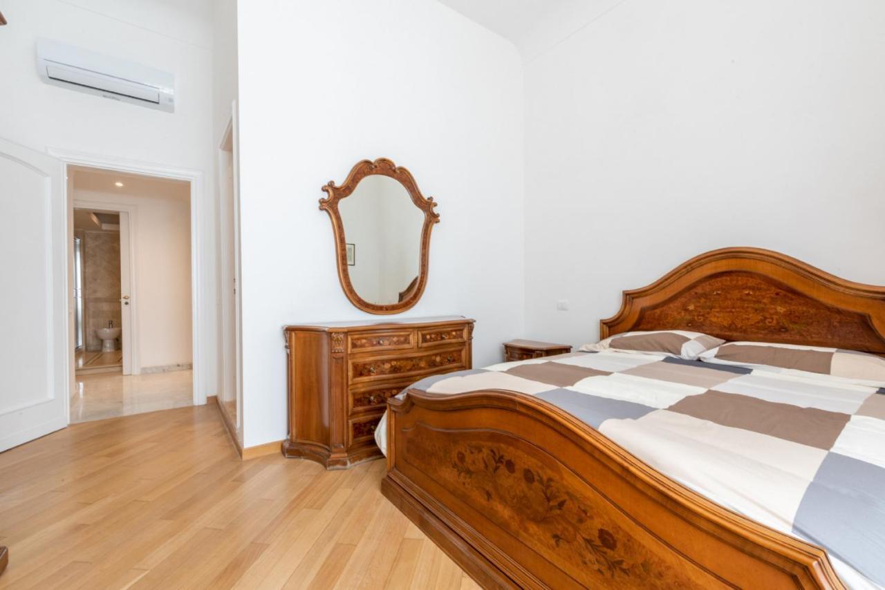 Carosi Apartment, Via Del Viminale Apartment Rome