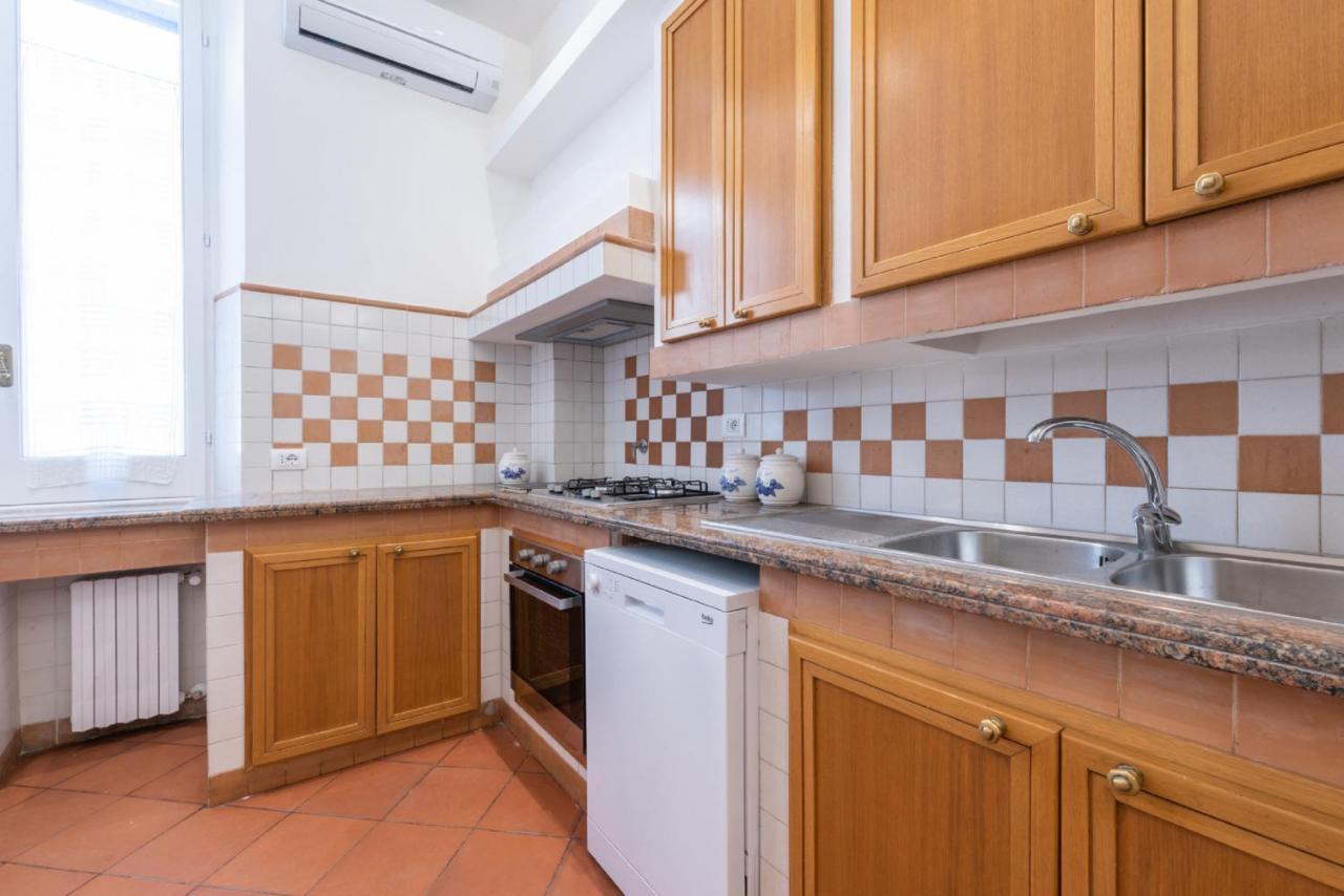 Carosi Apartment, Via Del Viminale Rome